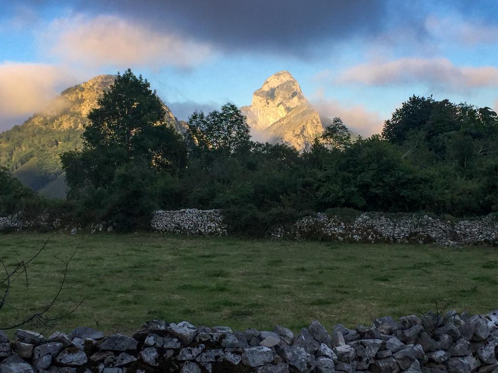 منزل الضيف Alles  في Casas Rurales La Tahona De Besnes المظهر الخارجي الصورة